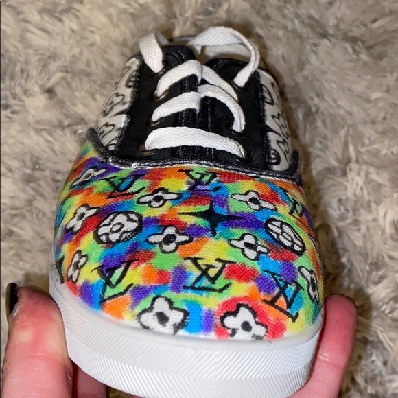 Louis Vuitton Tie Dye Kicks🌈🖤 - Picture 5 of 5